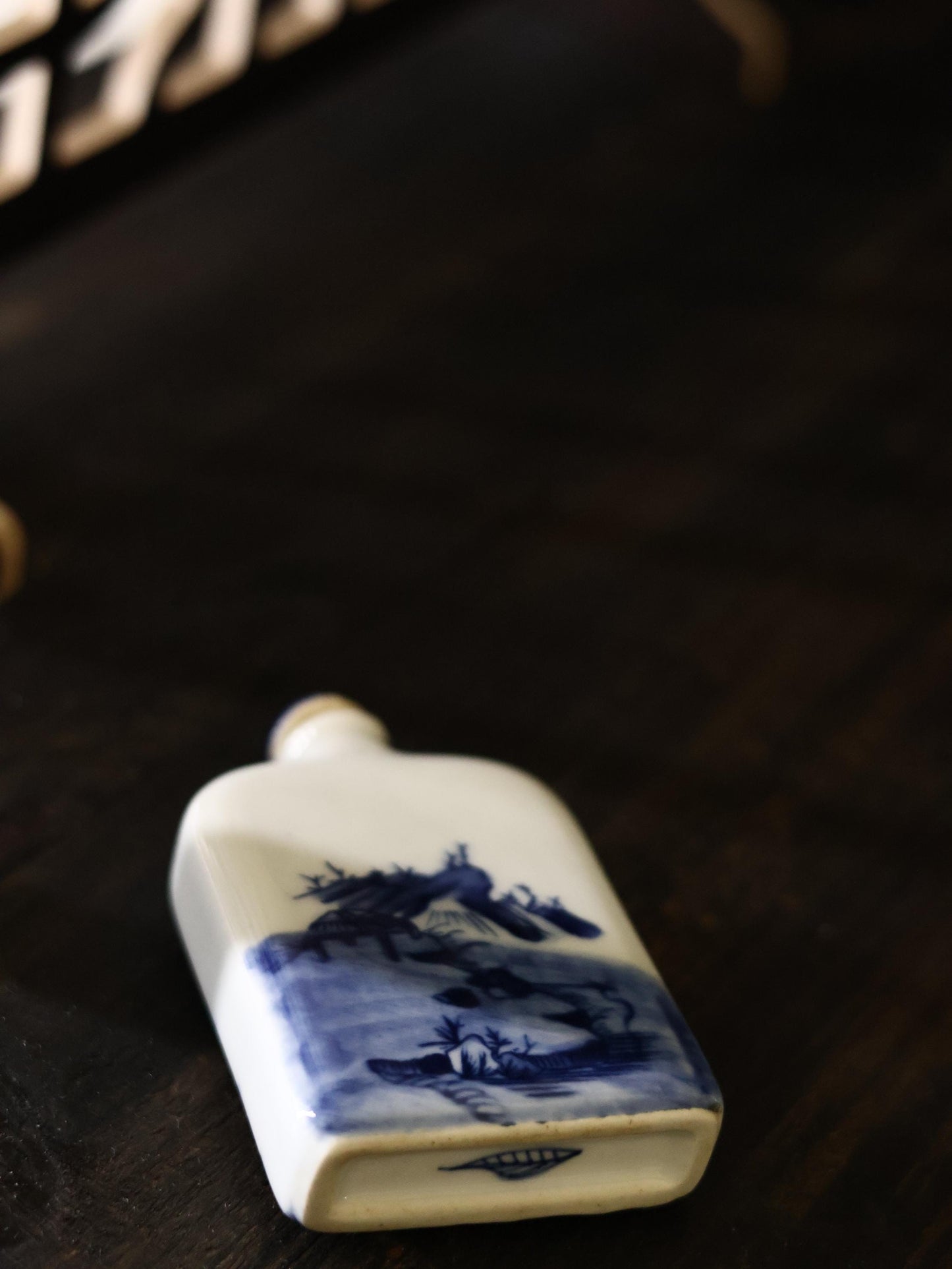 1980s Vintage Chinese Hand-Painted Blue & White Porcelain Snuff Bottle