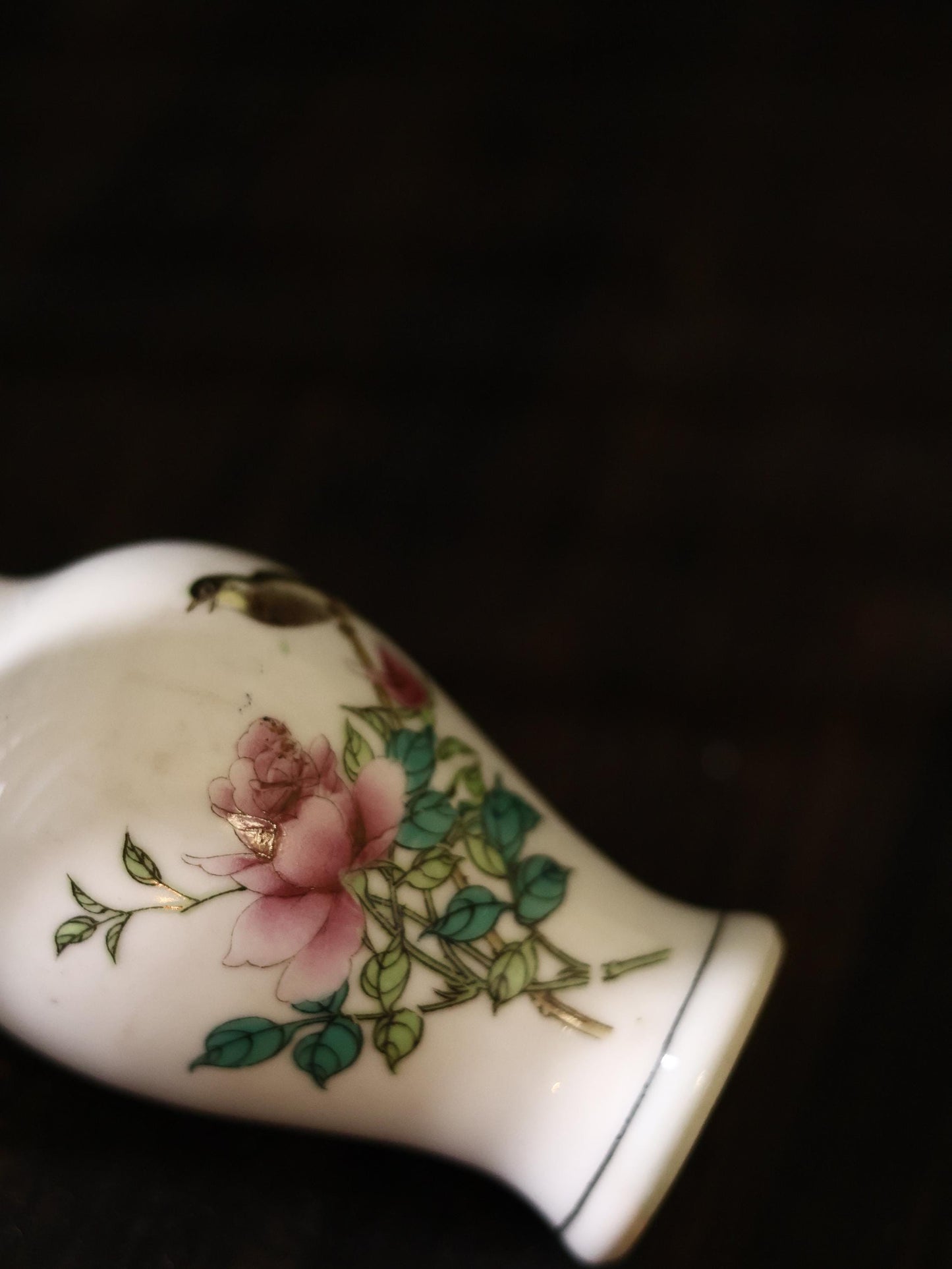 1970s Vintage Chinese Porcelain Floral Vase